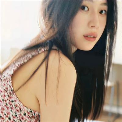 春色无边满杏林